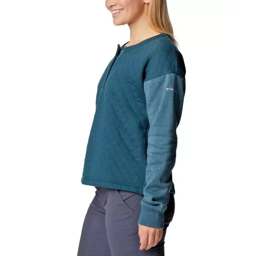 Columbia Women's Hart Mountain Quilted Crewneck  Sweater Top Night Wave Green S